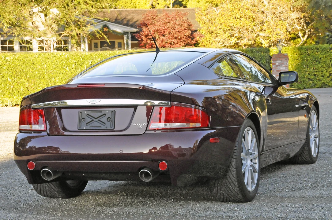 2006 Aston Martin Vanquish 1st Gen - Image 9 of 31