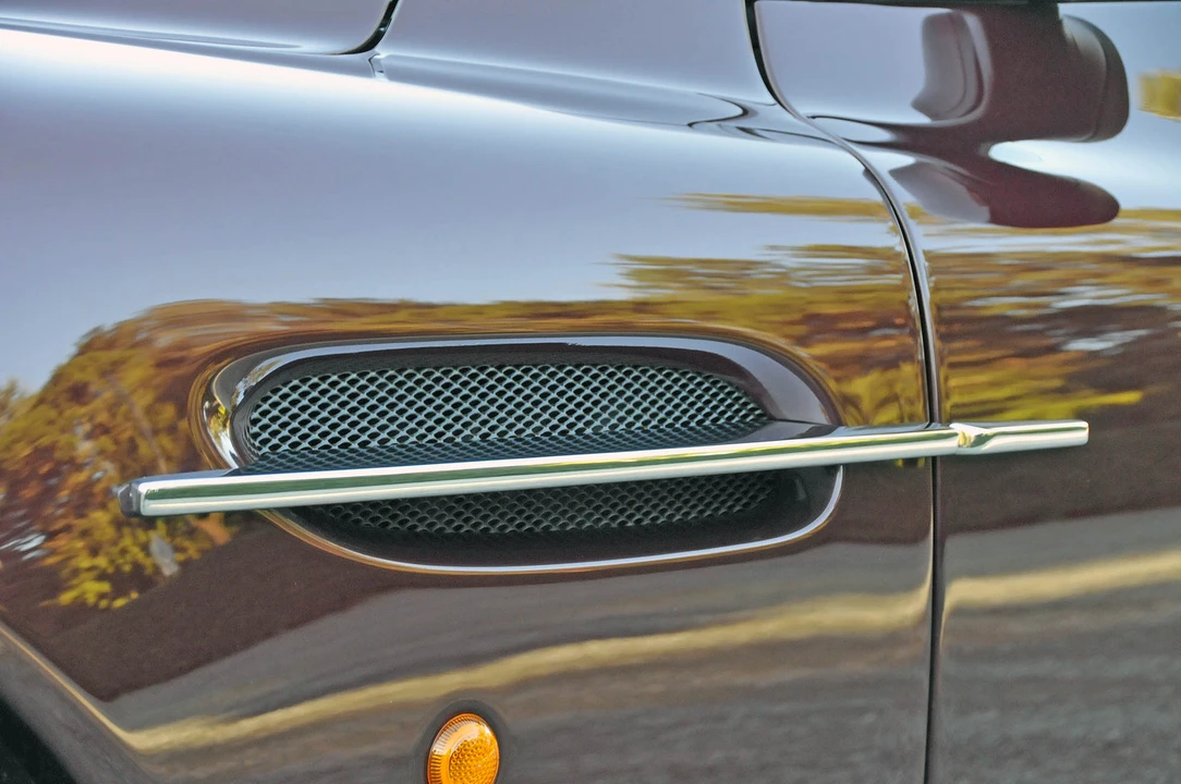2006 Aston Martin Vanquish 1st Gen - Image 20 of 31