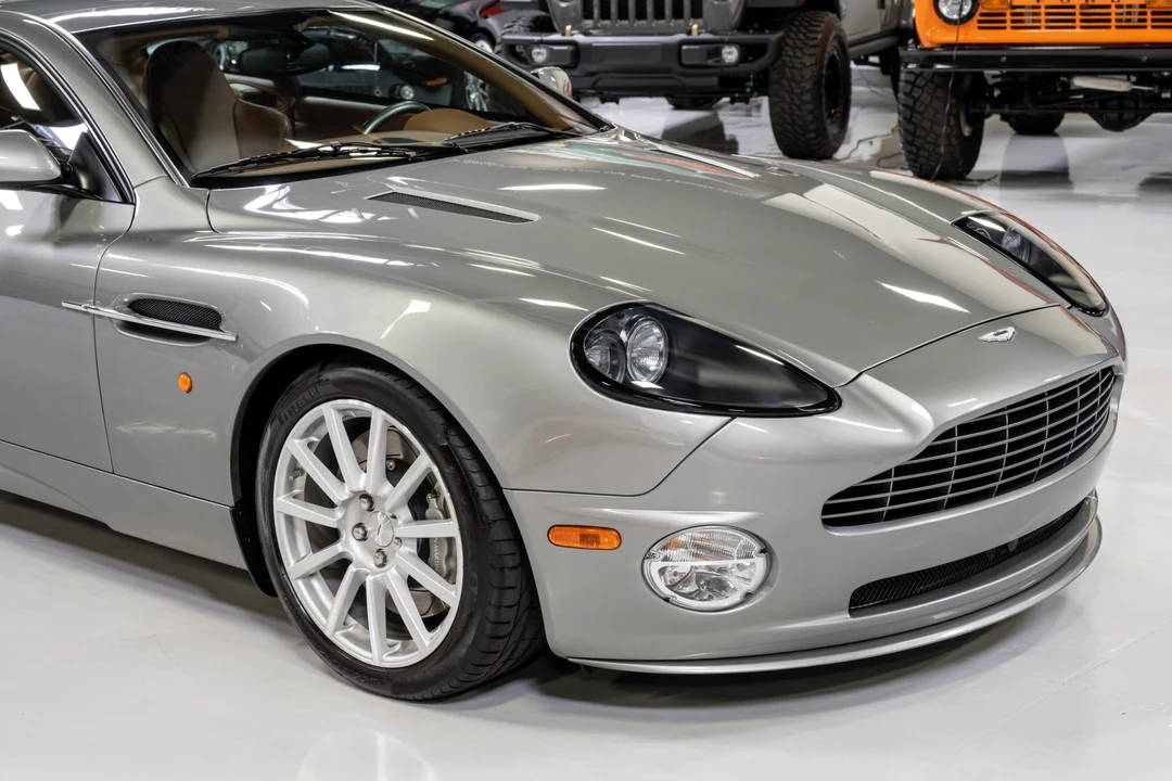 2006 Aston Martin Vanquish 1st Gen - Image 18 of 31