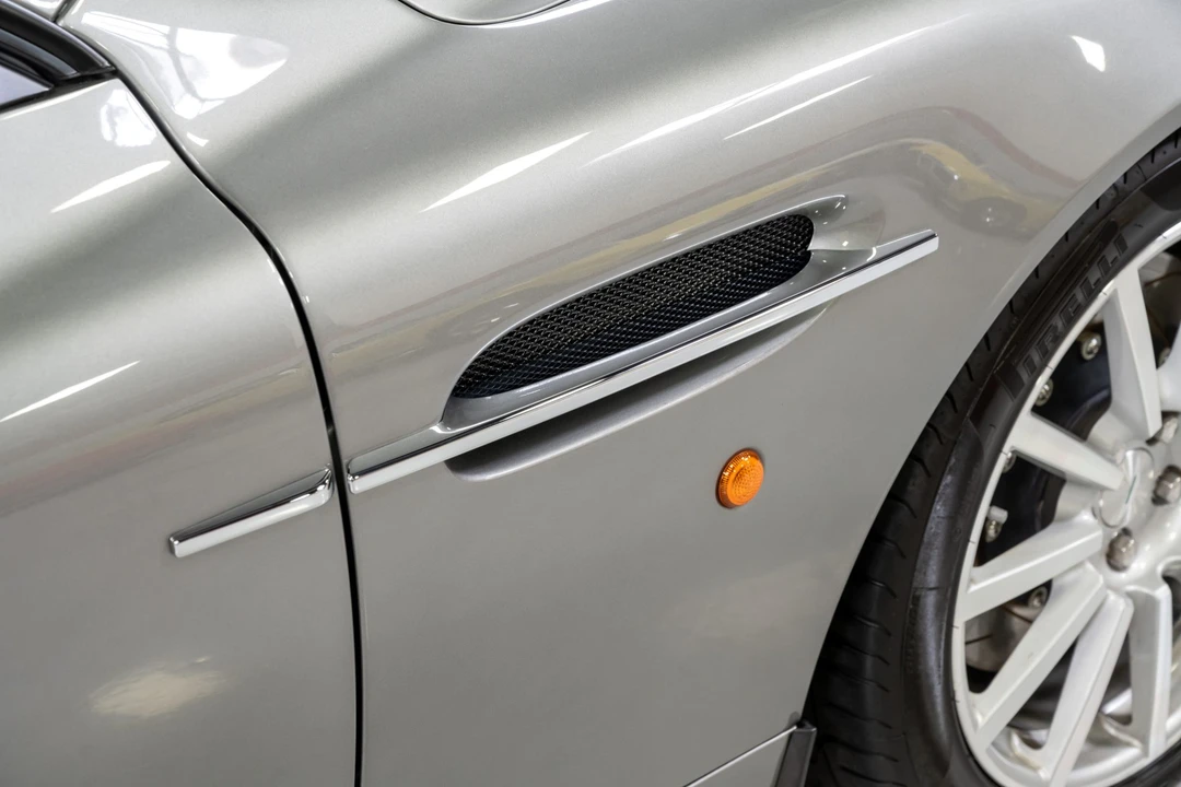 2006 Aston Martin Vanquish 1st Gen - Image 27 of 31