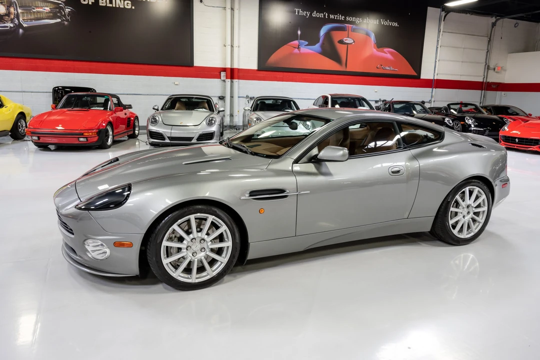 2006 Aston Martin Vanquish 1st Gen - Image 14 of 31