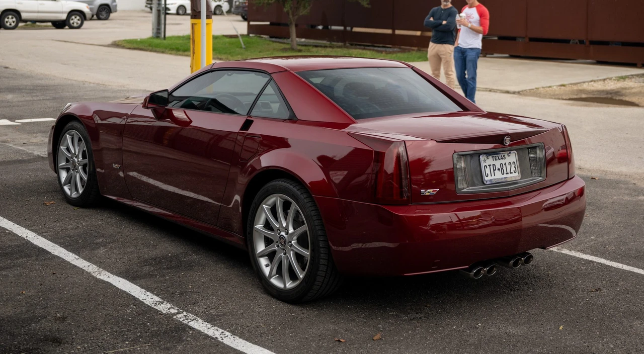 2006 Cadillac XLR-V - Image 7 of 31