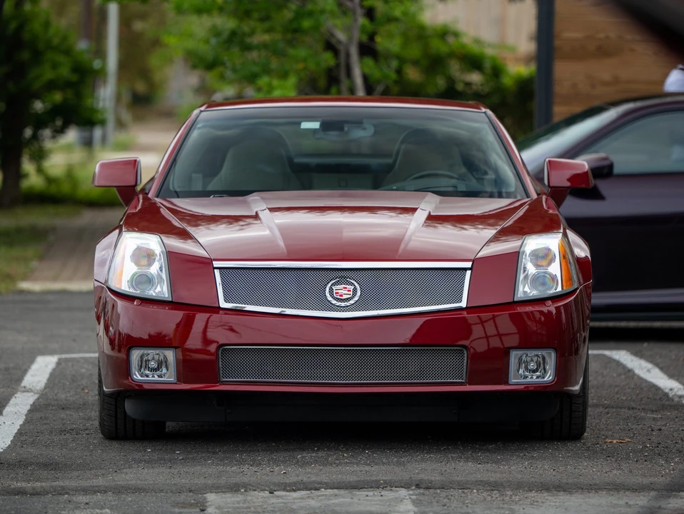2006 Cadillac XLR-V - Image 3 of 31