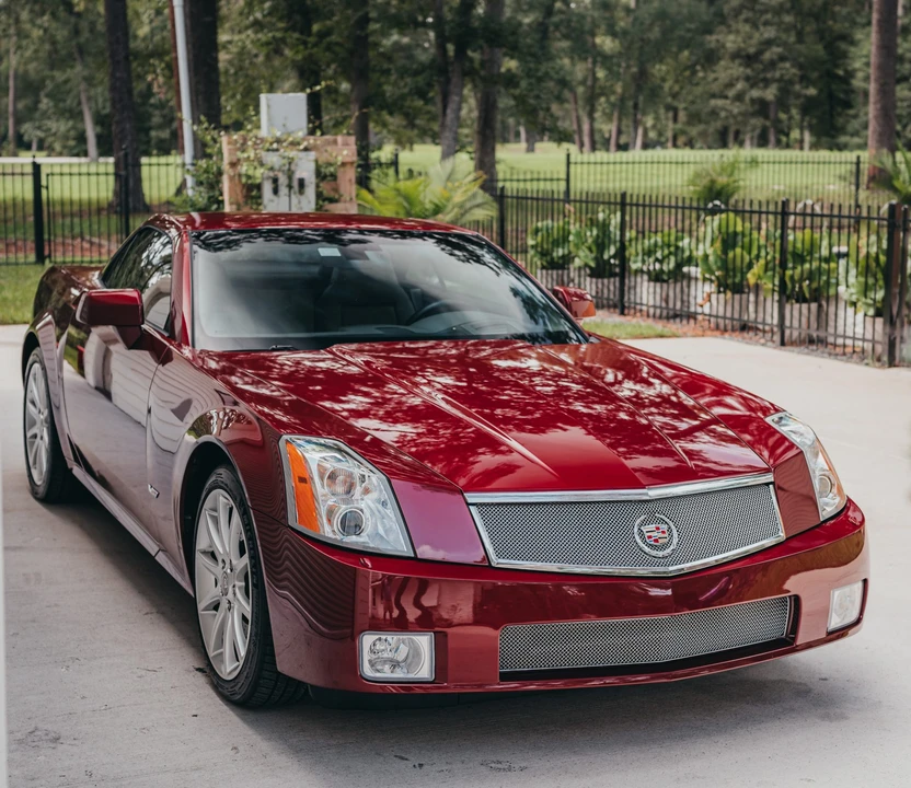 2006 Cadillac XLR-V - Image 14 of 31