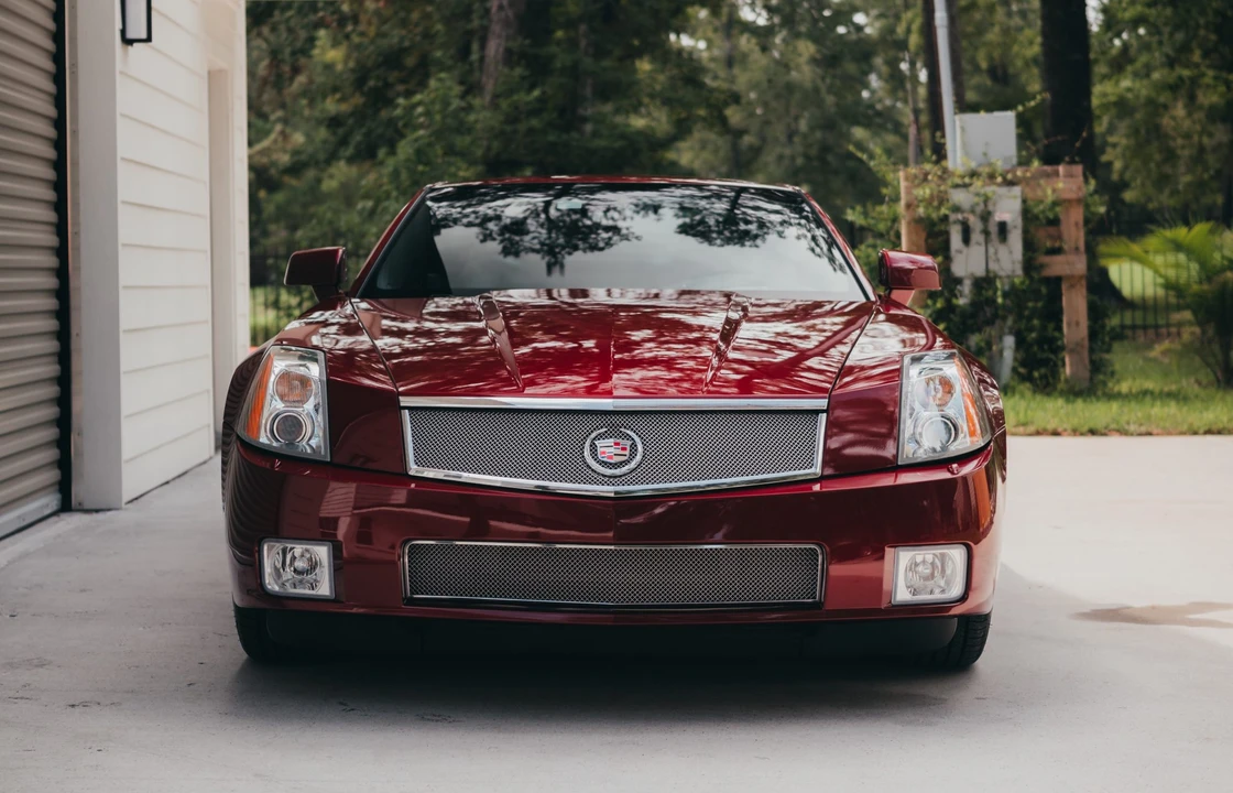 2006 Cadillac XLR-V - Image 15 of 31