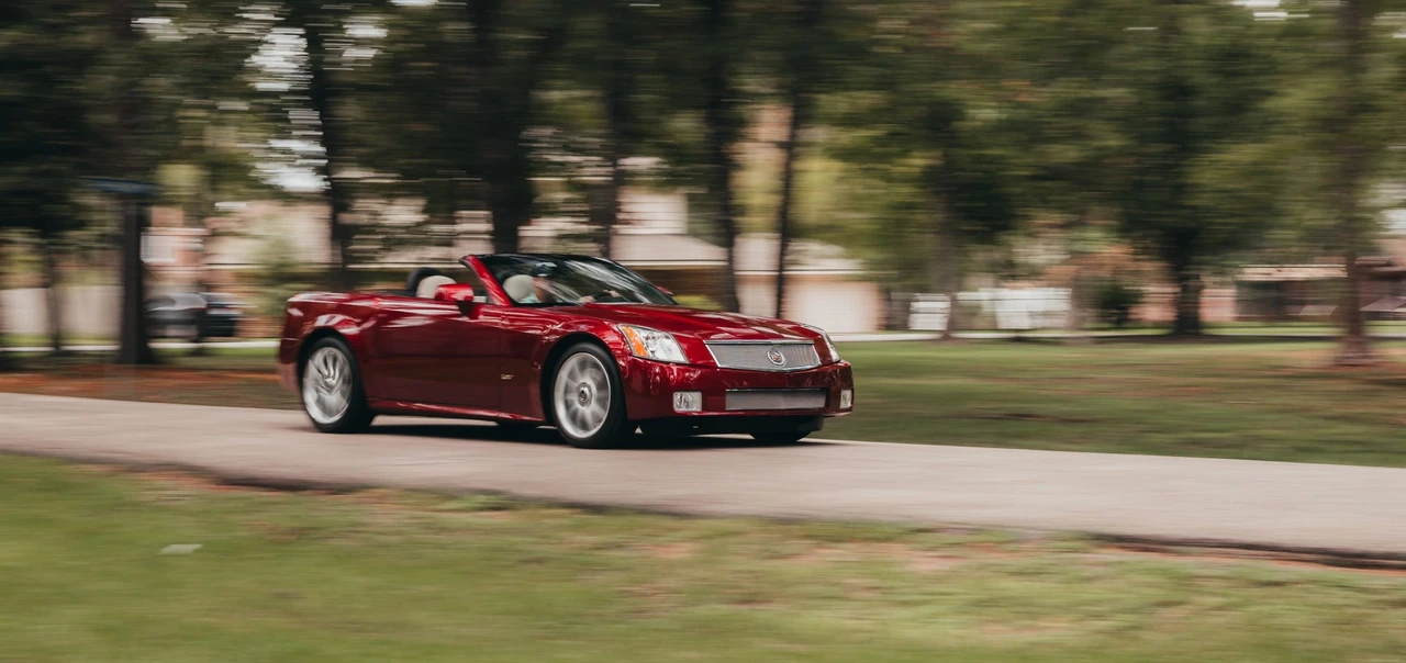 2006 Cadillac XLR-V - Image 22 of 31