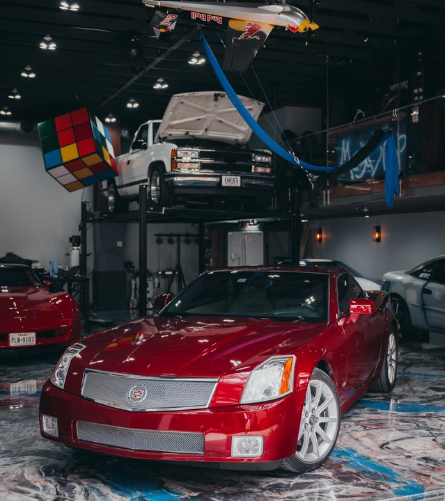 2006 Cadillac XLR-V - Image 30 of 31