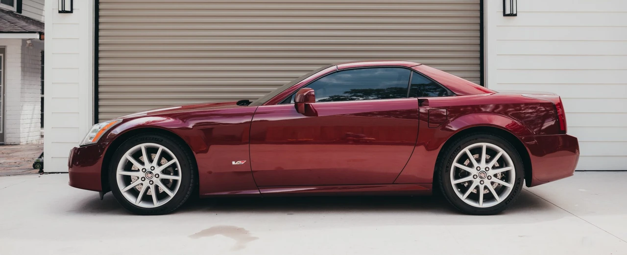 2006 Cadillac XLR-V - Image 17 of 31