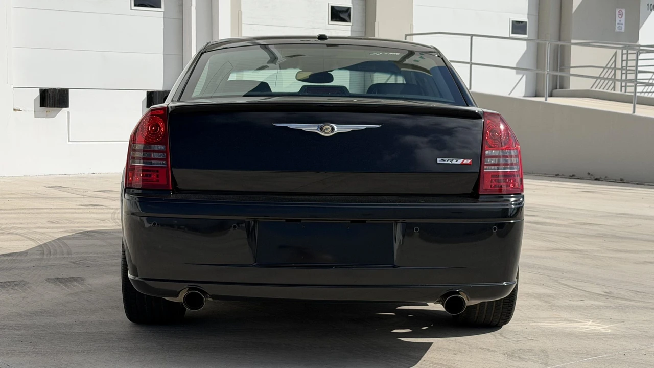 2006 Chrysler 300 (2005-2023) - Image 14 of 31