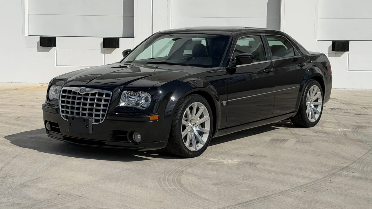 2006 Chrysler 300 (2005-2023) - Image 5 of 31