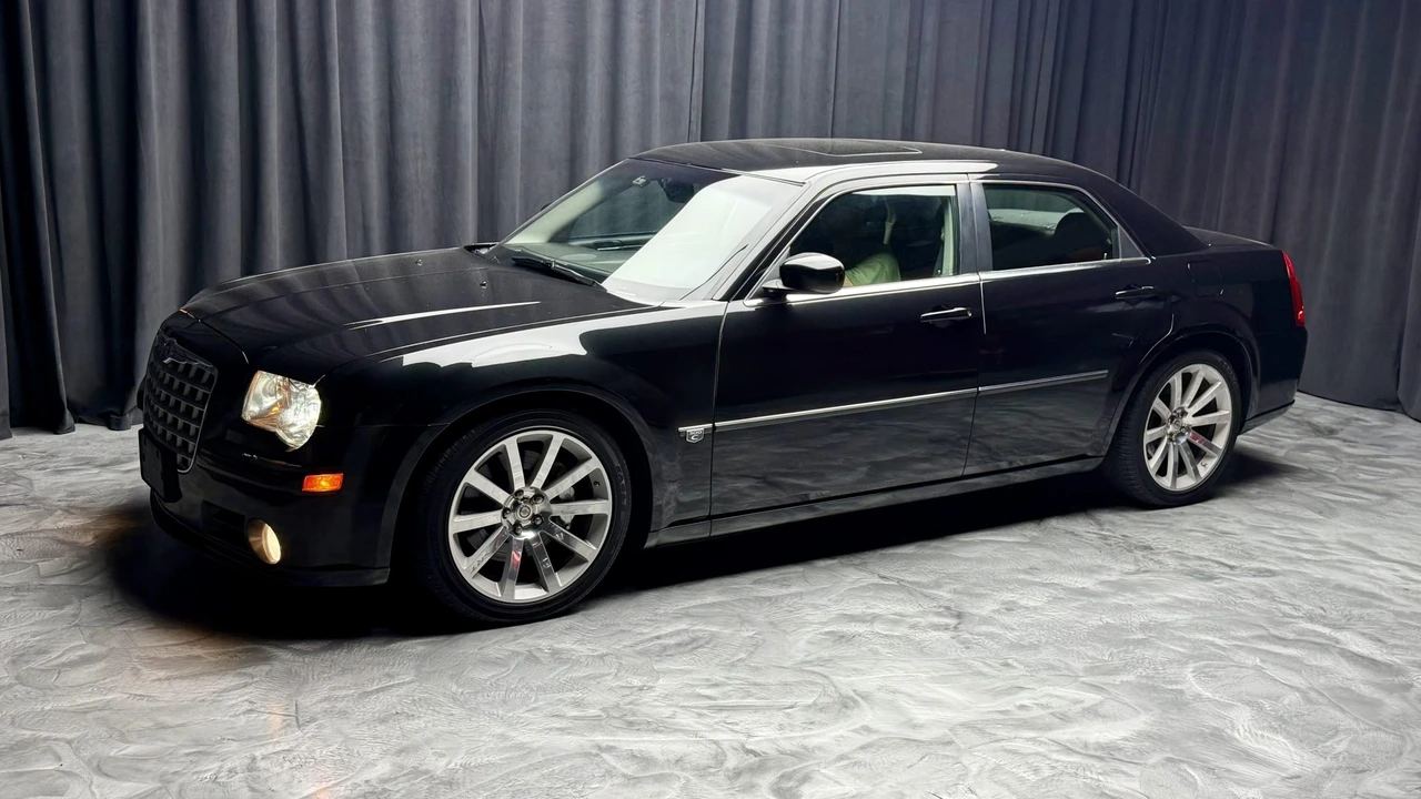 2006 Chrysler 300 (2005-2023) - Image 30 of 31