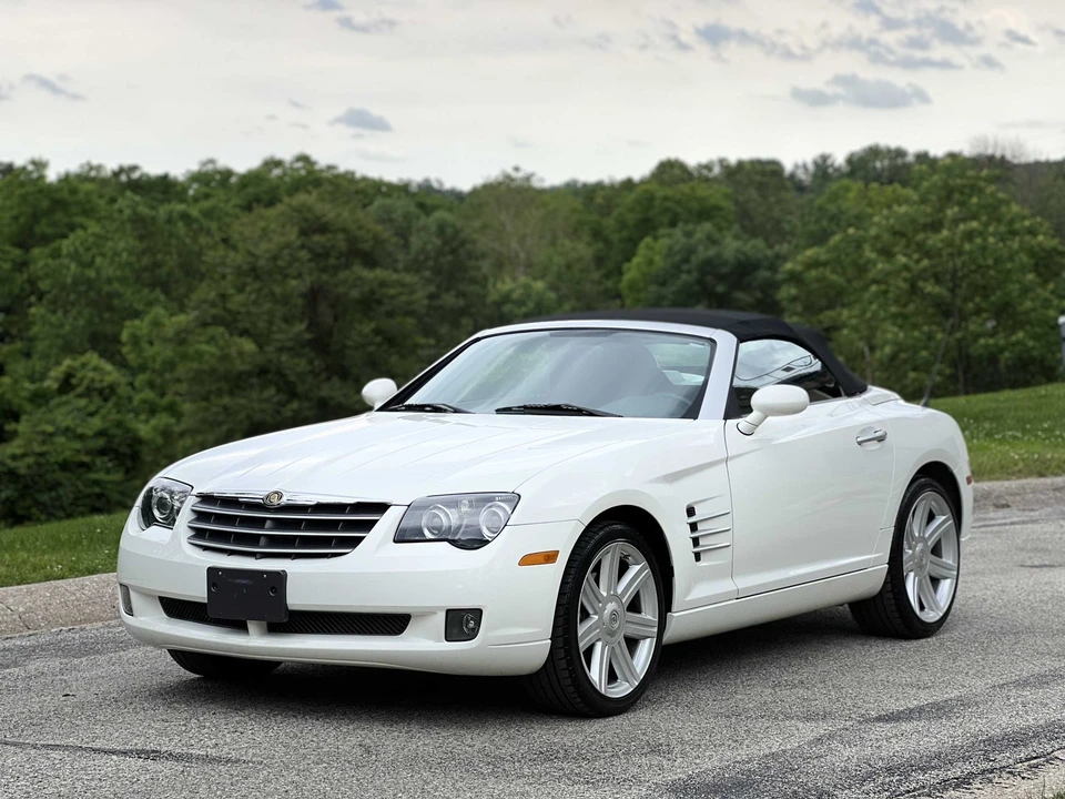 2006 Chrysler Crossfire - Image 4 of 31
