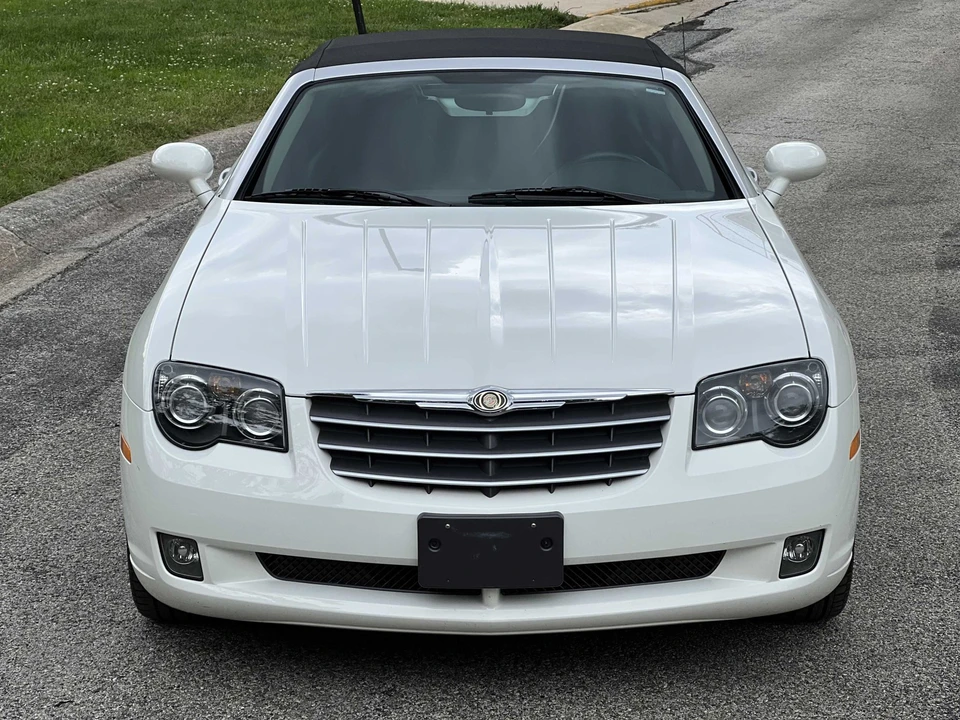 2006 Chrysler Crossfire - Image 8 of 31