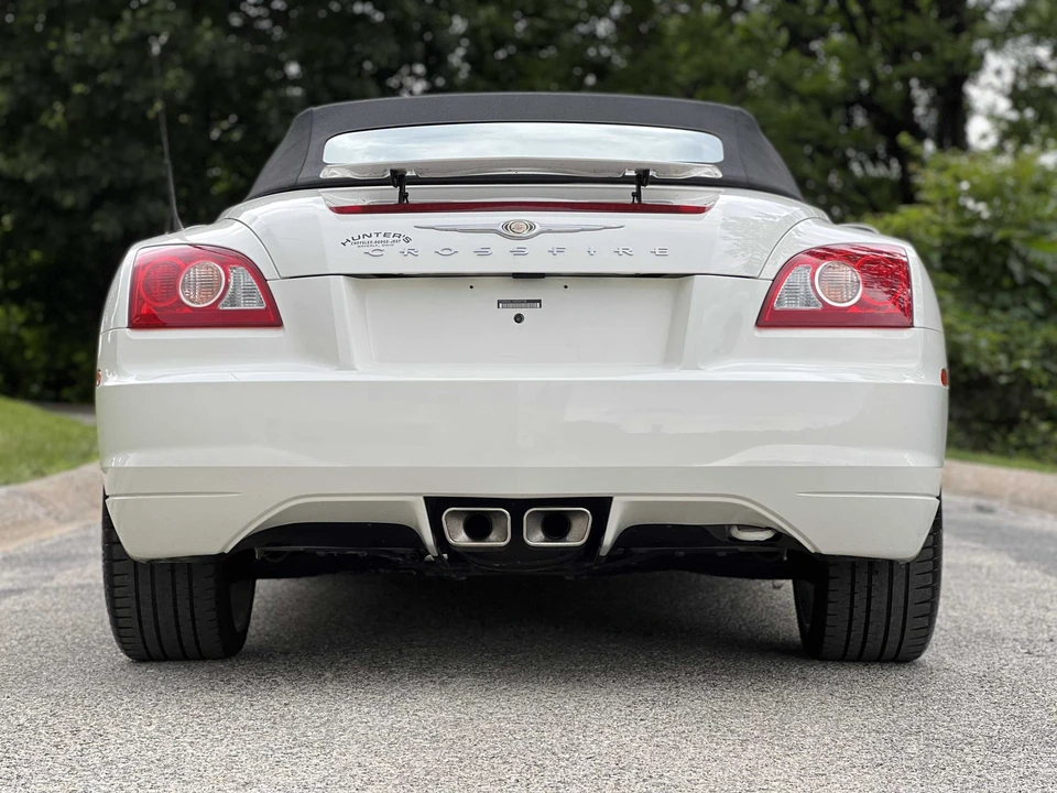 2006 Chrysler Crossfire - Image 22 of 31