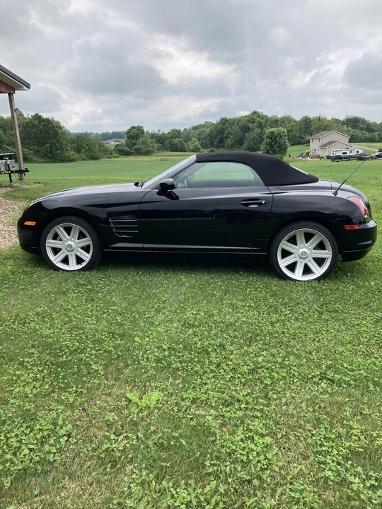2006 Chrysler Crossfire - Image 7 of 31