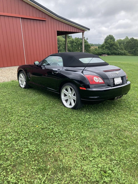 2006 Chrysler Crossfire - Image 9 of 31