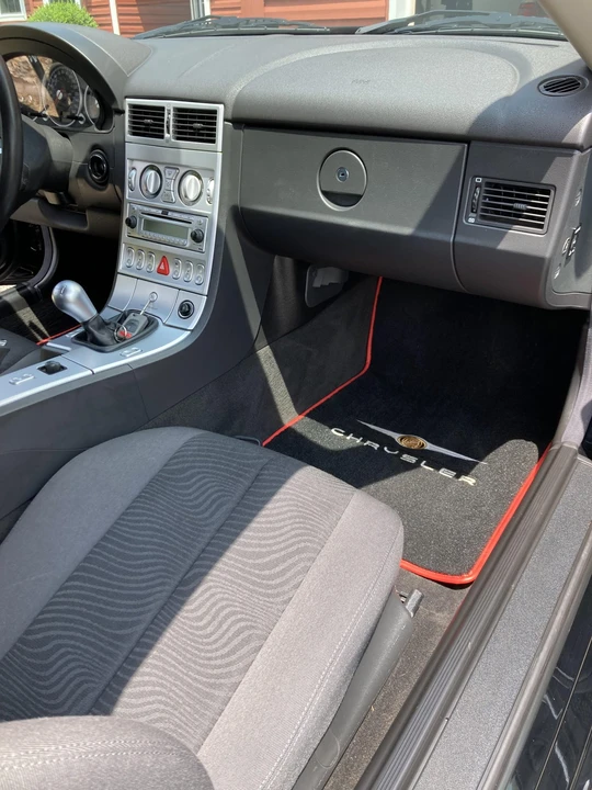 2006 Chrysler Crossfire - Image 30 of 31