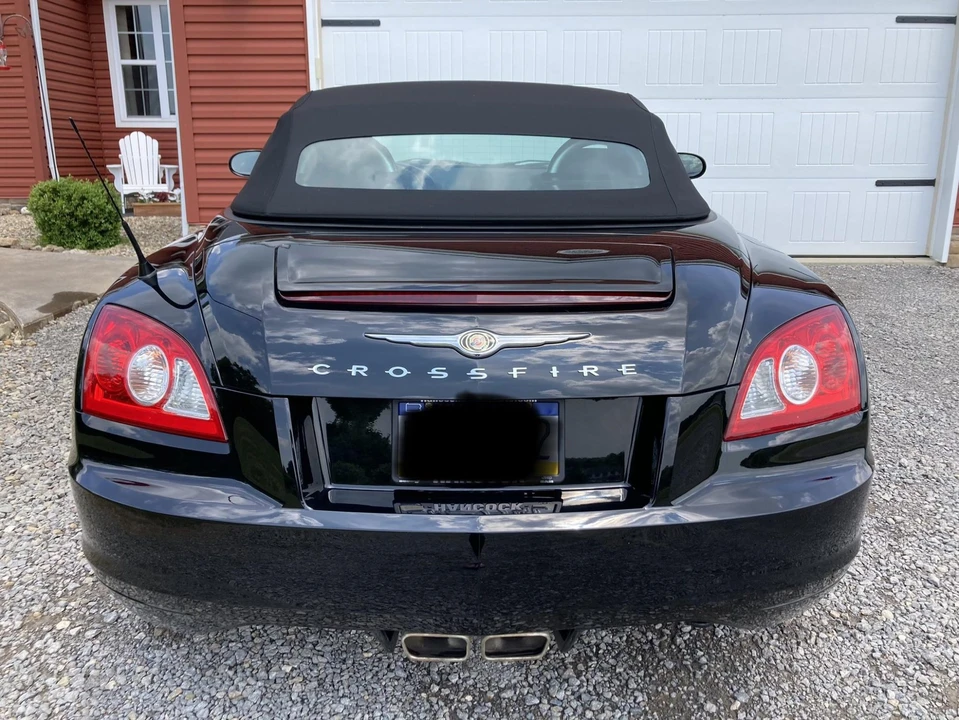 2006 Chrysler Crossfire - Image 20 of 31