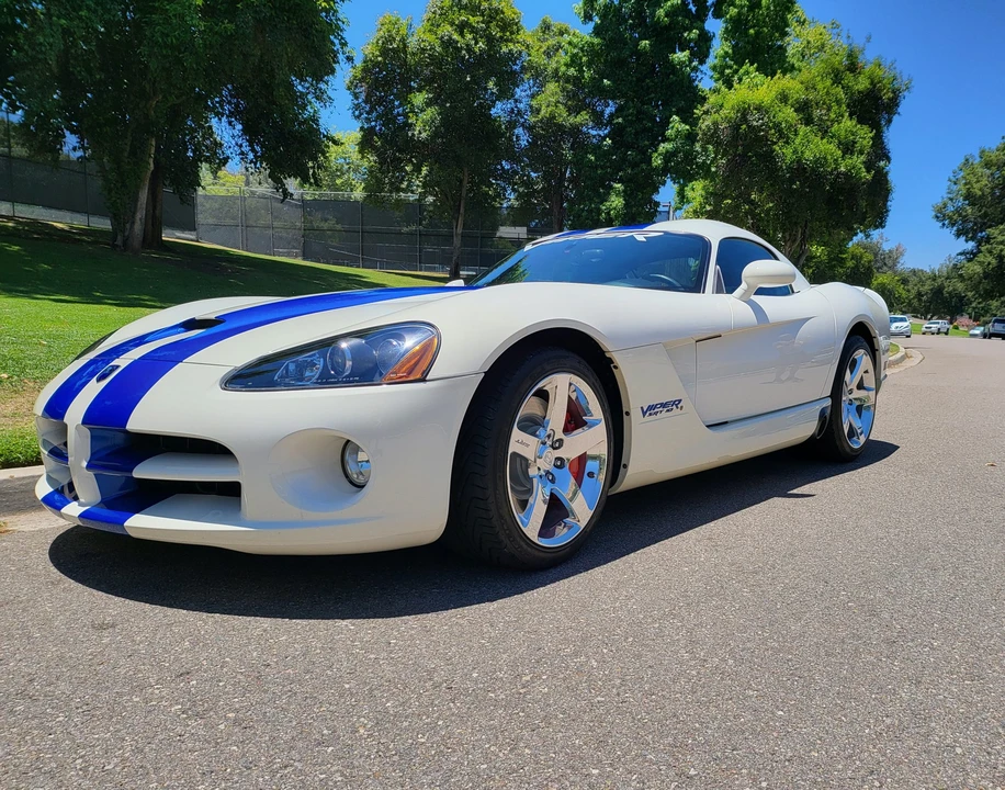 2006 Dodge Viper 3rd Gen - Image 9 of 31