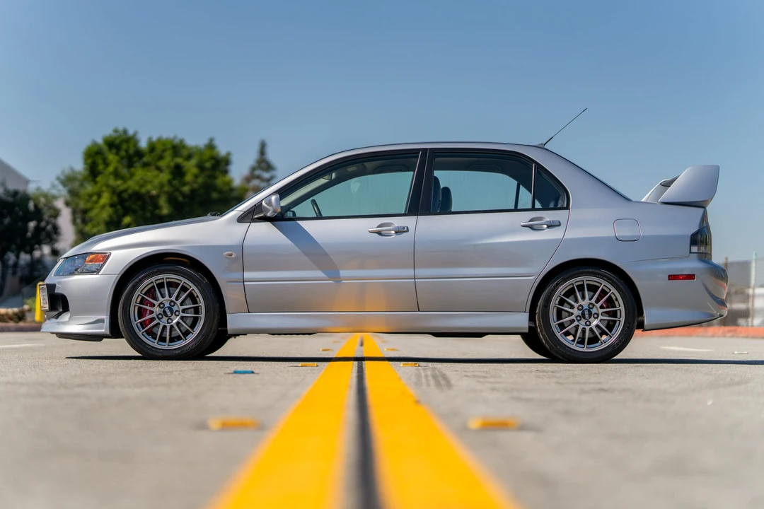 2006 Mitsubishi Lancer Evolution IX 8th Gen - Image 5 of 31