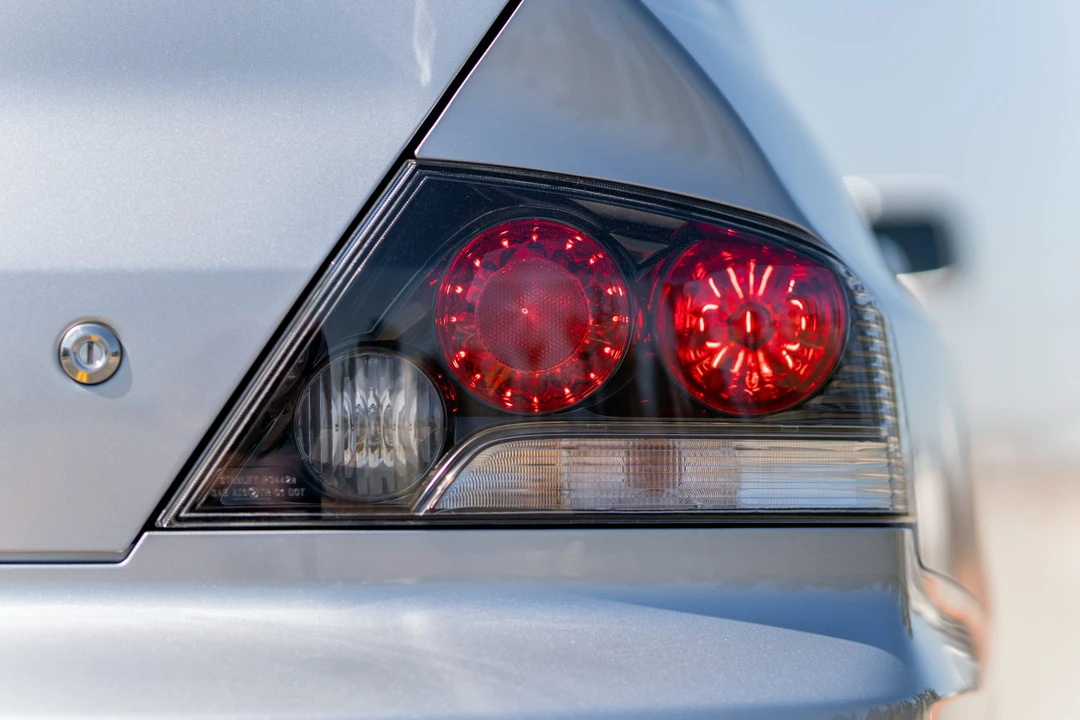 2006 Mitsubishi Lancer Evolution IX 8th Gen - Image 25 of 31