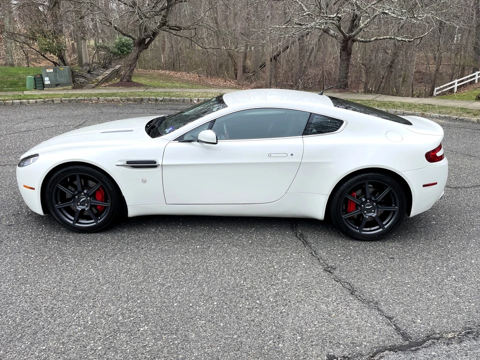 2007 Aston Martin V8 Vantage (2006-2017) - Image 5 of 31