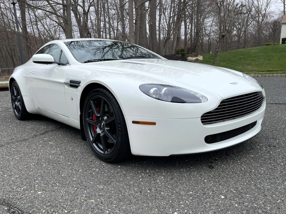 2007 Aston Martin V8 Vantage (2006-2017) - Image 13 of 31