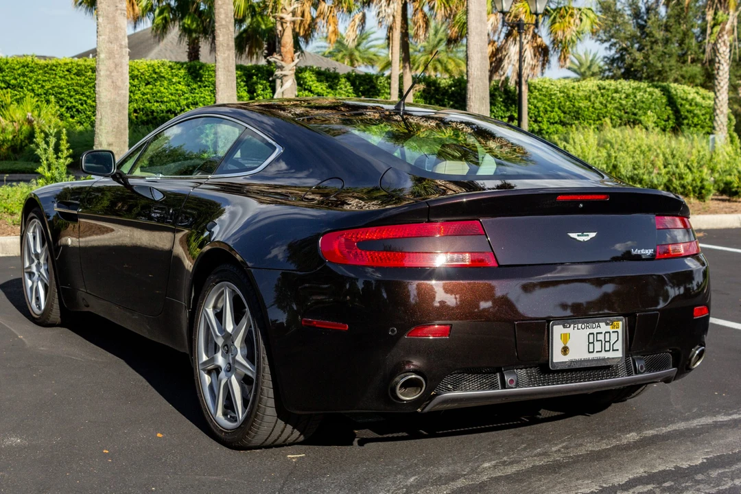 2007 Aston Martin V8 Vantage (2006-2017) - Image 7 of 31