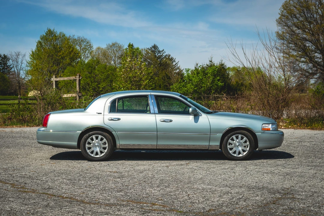 2007 Lincoln Town Car - Image 31 of 31