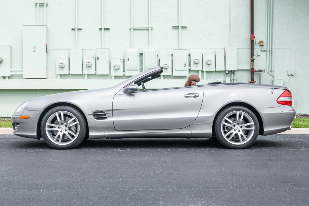 2007 Mercedes-Benz R230 SL-Class - Image 8 of 31