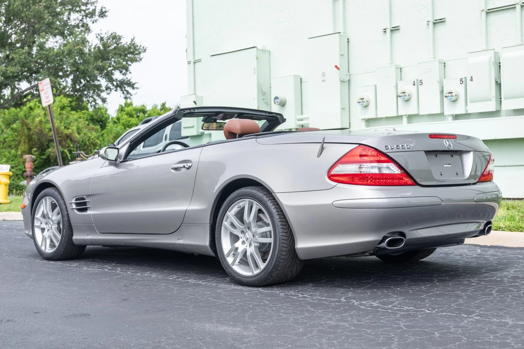 2007 Mercedes-Benz R230 SL-Class - Image 7 of 31