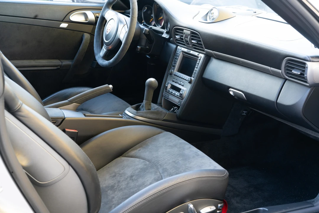 2007 Porsche 997 GT3 - Image 28 of 31