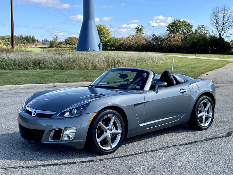 2007 Saturn Sky Red Line - Image 2 of 31