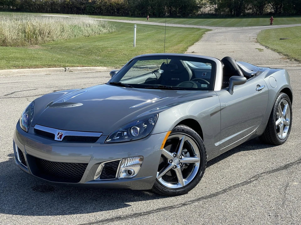 2007 Saturn Sky Red Line - Image 10 of 31