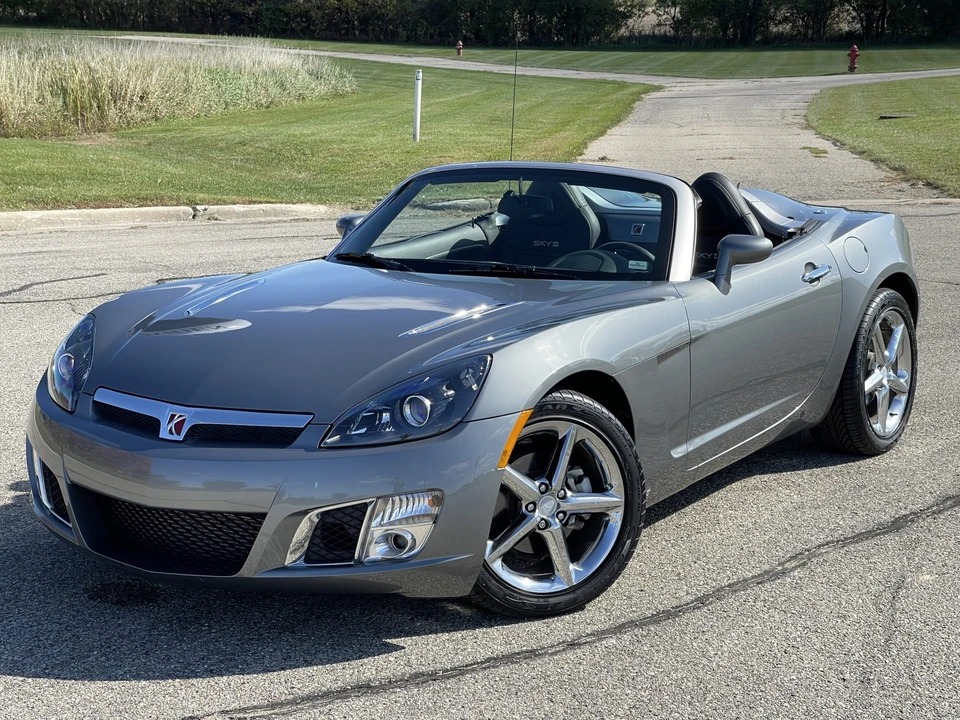 2007 Saturn Sky Red Line - Image 11 of 31