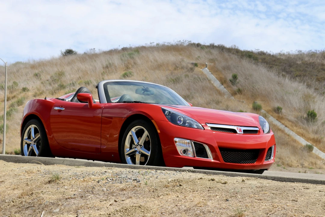 2007 Saturn Sky Red Line - Image 10 of 31