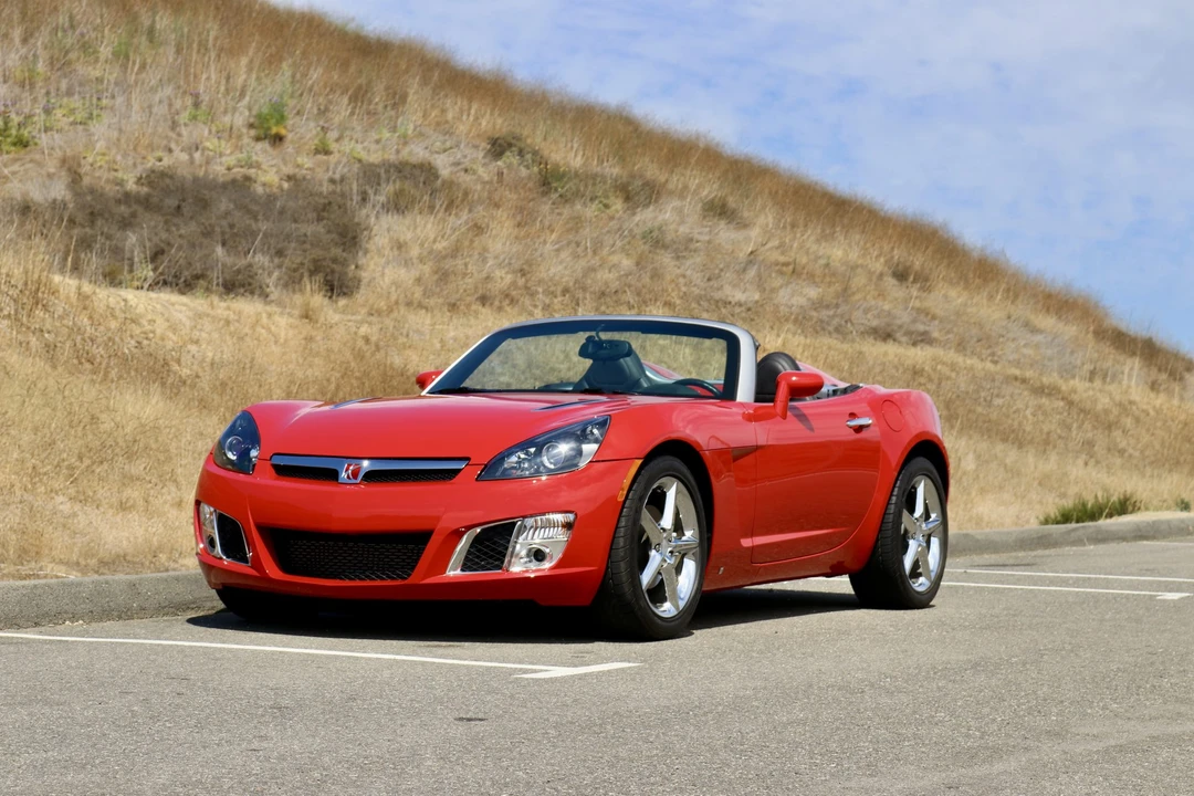 2007 Saturn Sky Red Line - Image 2 of 31