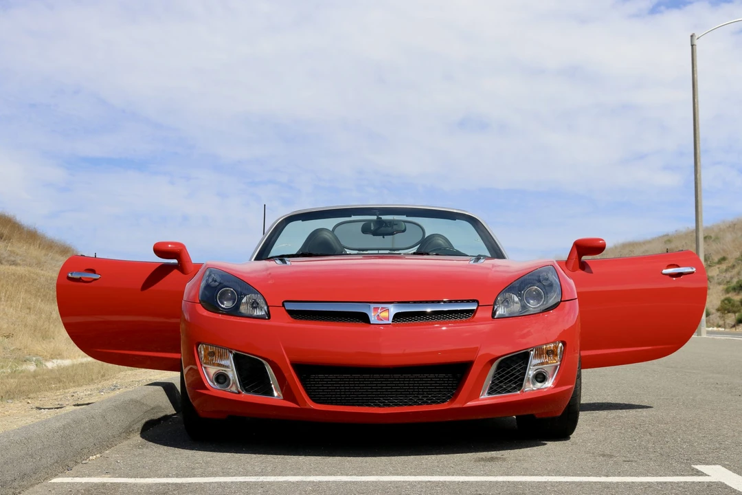 2007 Saturn Sky Red Line - Image 18 of 31