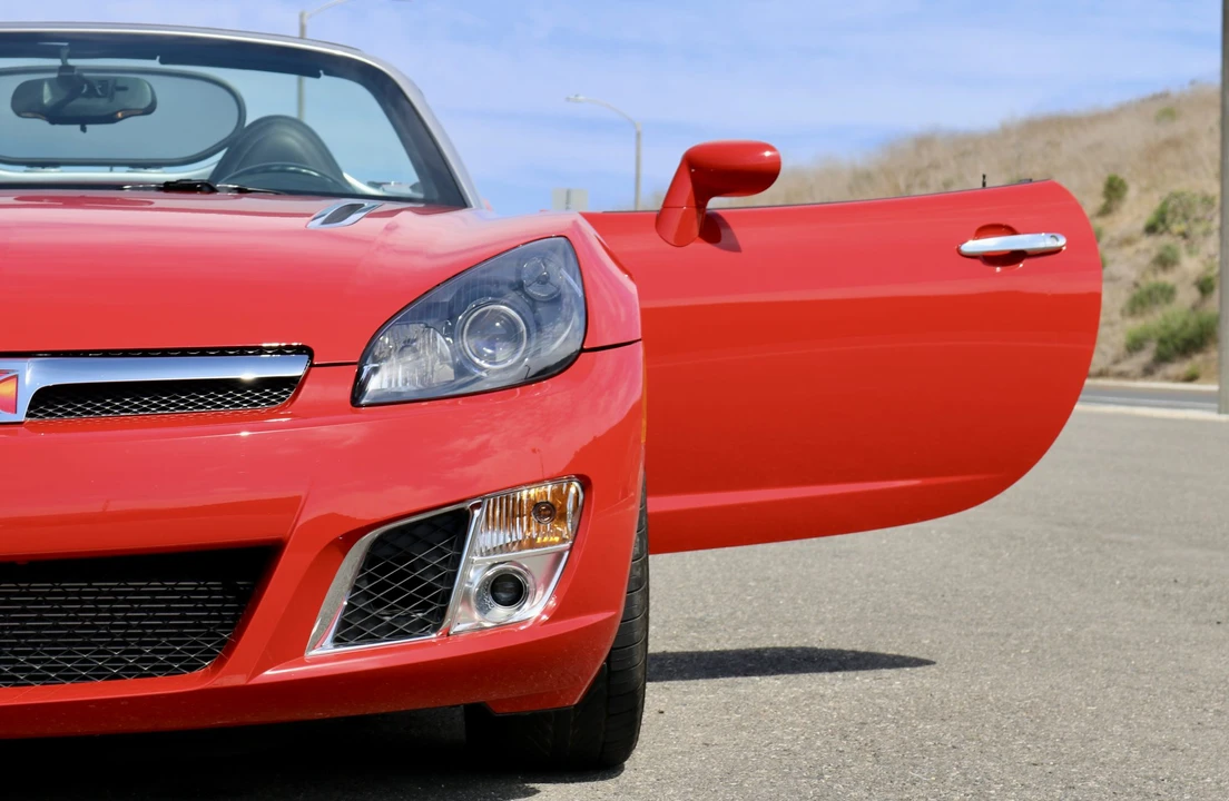 2007 Saturn Sky Red Line - Image 25 of 31