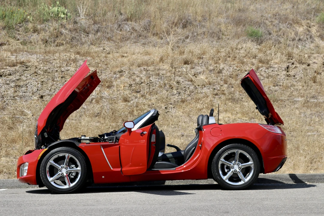 2007 Saturn Sky Red Line - Image 21 of 31