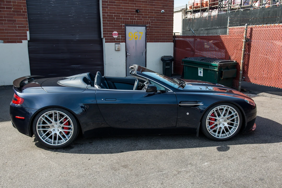 2008 Aston Martin V8 Vantage (2006-2017) - Image 13 of 31