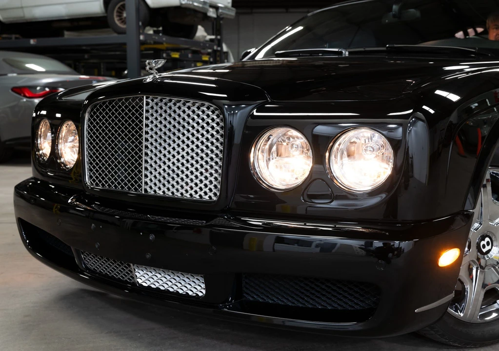 2008 Bentley Azure 2nd Gen - Image 16 of 31