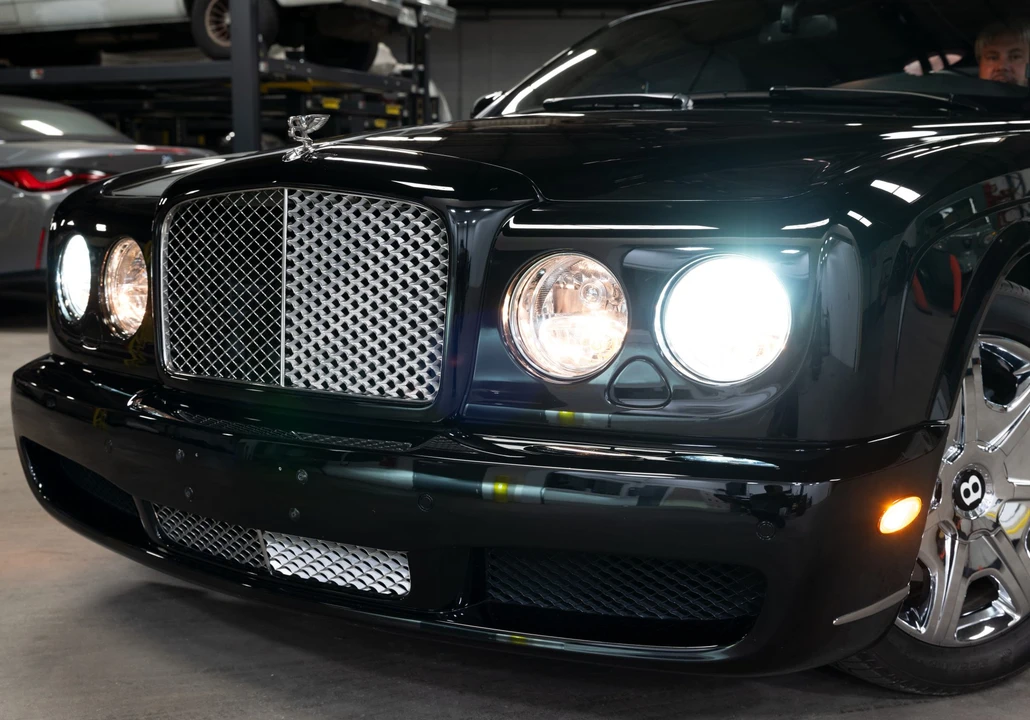 2008 Bentley Azure 2nd Gen - Image 17 of 31