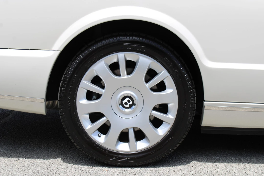 2008 Bentley Azure 2nd Gen - Image 18 of 31