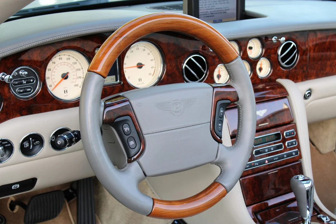 2008 Bentley Azure 2nd Gen - Image 28 of 31