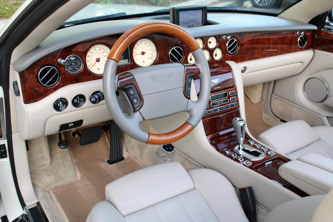 2008 Bentley Azure 2nd Gen - Image 21 of 31