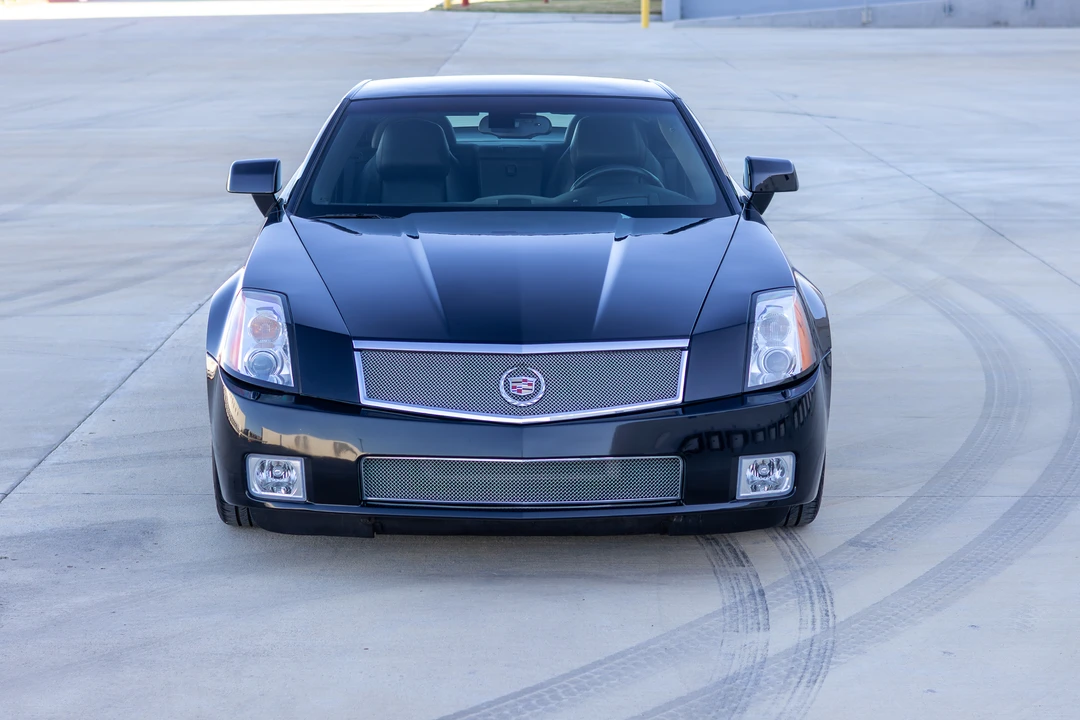 2008 Cadillac XLR-V - Image 17 of 31