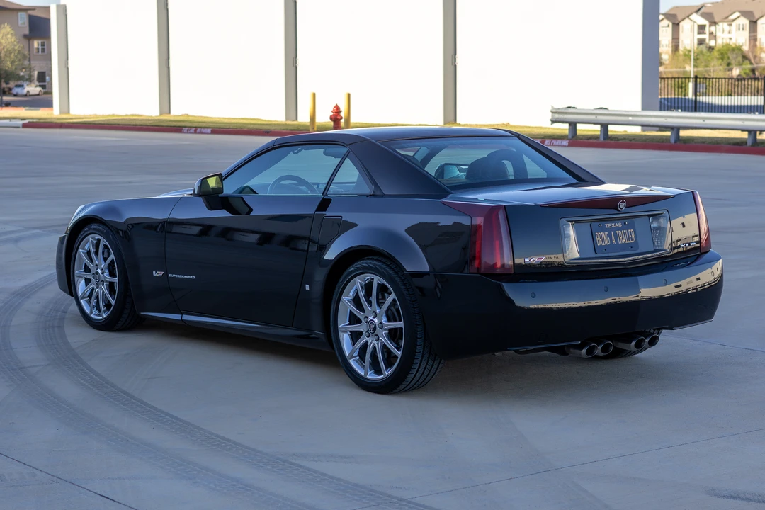 2008 Cadillac XLR-V - Image 7 of 31