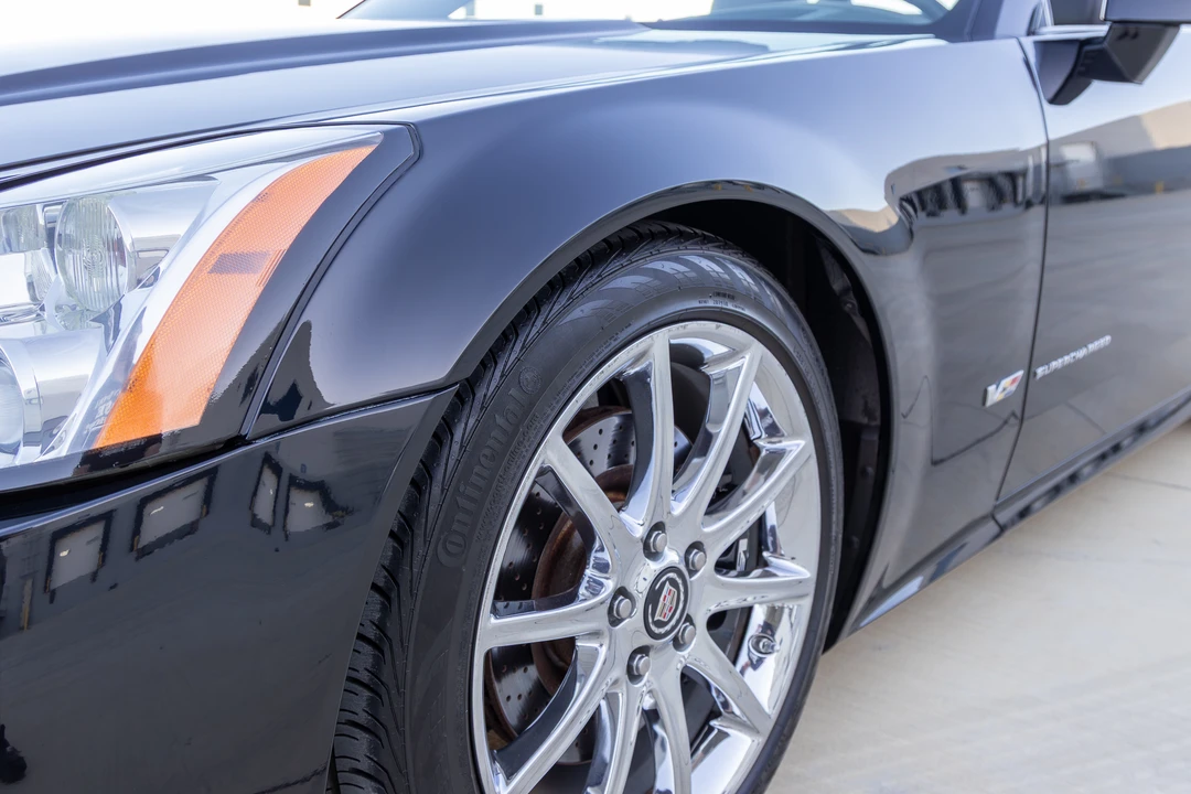 2008 Cadillac XLR-V - Image 31 of 31