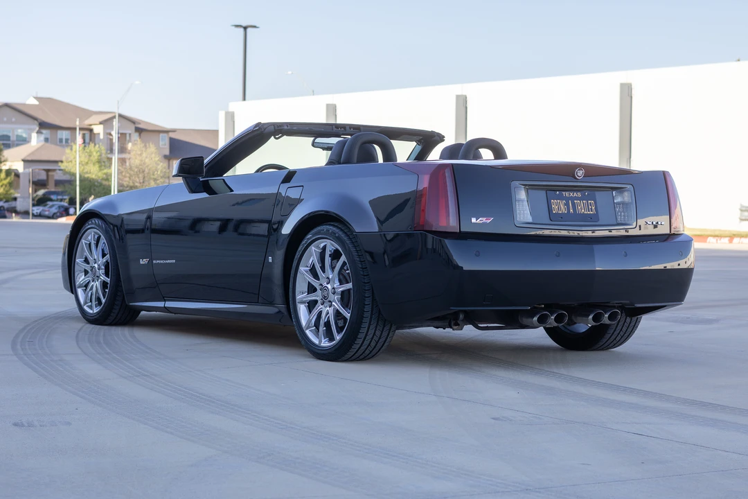 2008 Cadillac XLR-V - Image 20 of 31